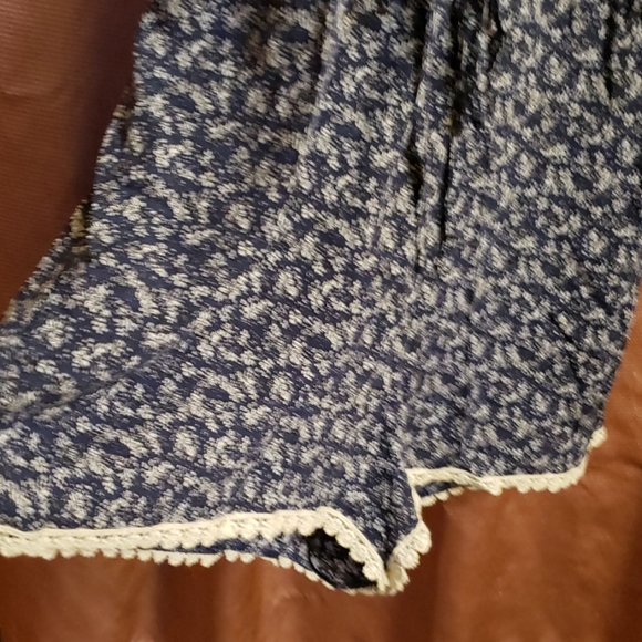 Romper with cold shoulder and spaghetti straps plu - Picture 3 of 5